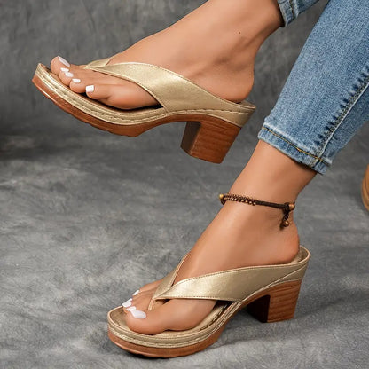 DELACROIX | Sandalias de Elegancia y Comodidad